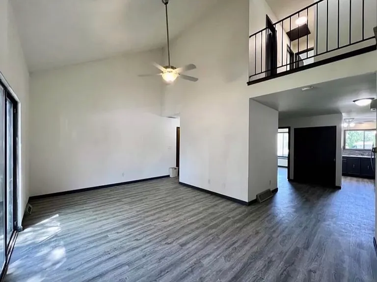 4085 W College Ave — Photo 11