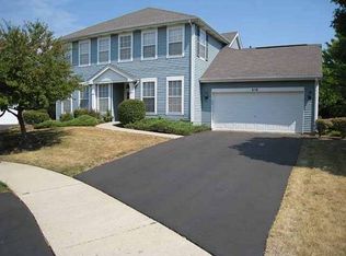 610 King Ct, Dundee, IL 60118