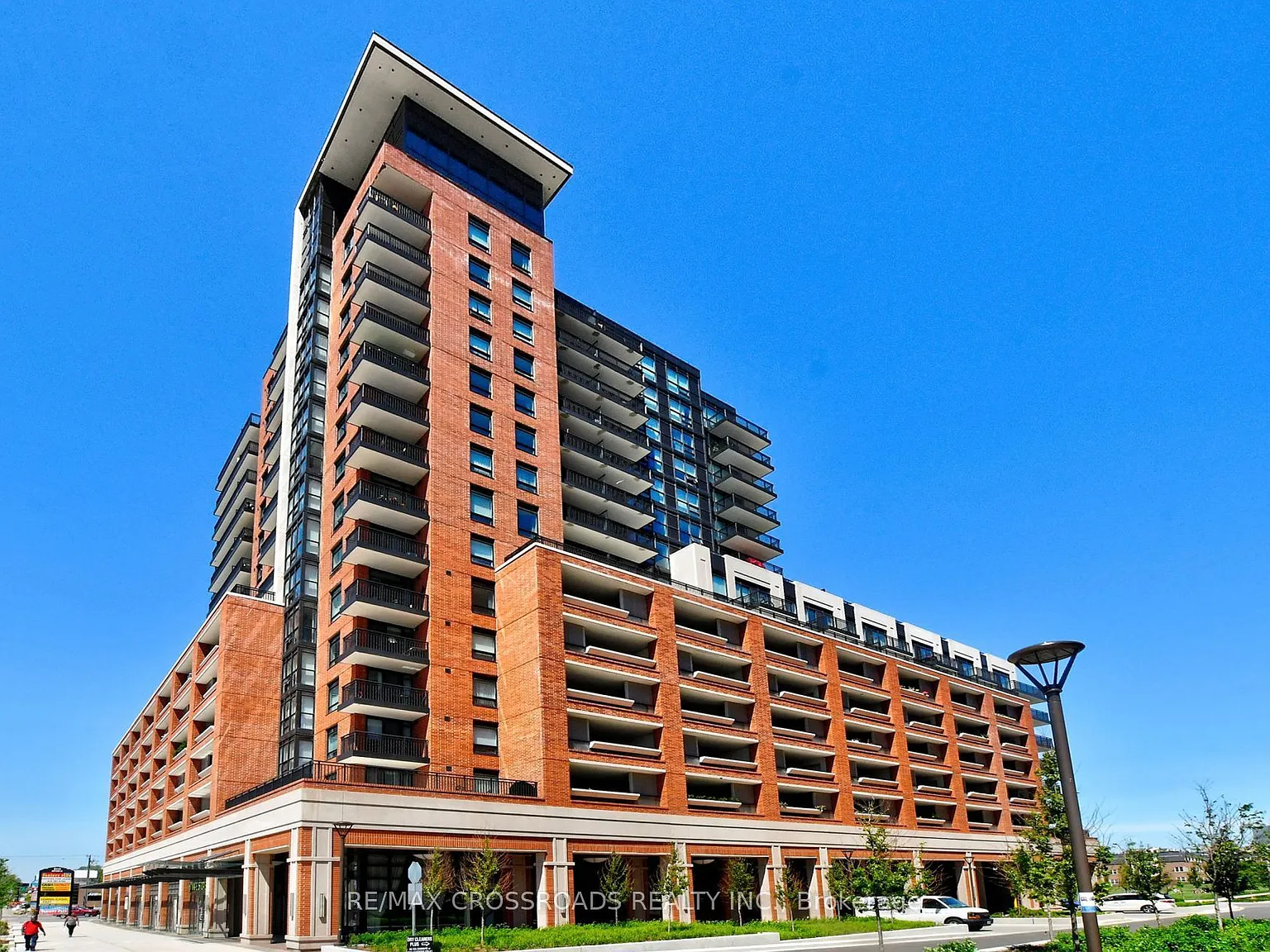 1 bed, $2,300 — Photo 1