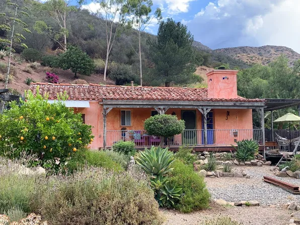10000 N Signal St, Ojai, CA 93023