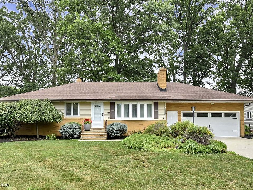 1st image of 25118 Carey Ln