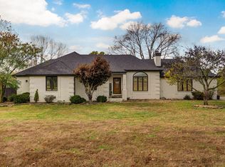 1710 W Utah Ct, Nixa, MO 65714