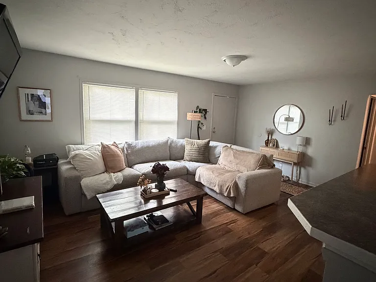 7359 La Vista Dr — Photo 6