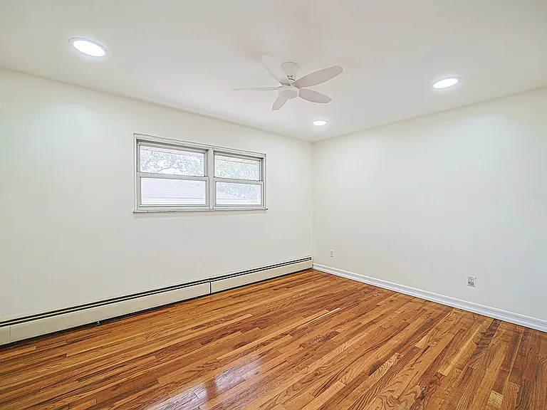 20 Shetland Ln #1 — Photo 8
