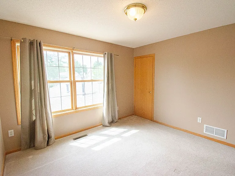 2959 Monroe Dr NW — Photo 12