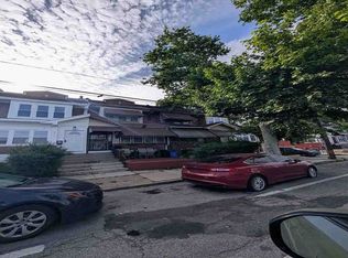 931 S 59th St, Philadelphia, PA 19143