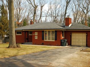 2817 Forest Ln, Waukegan, IL 60087