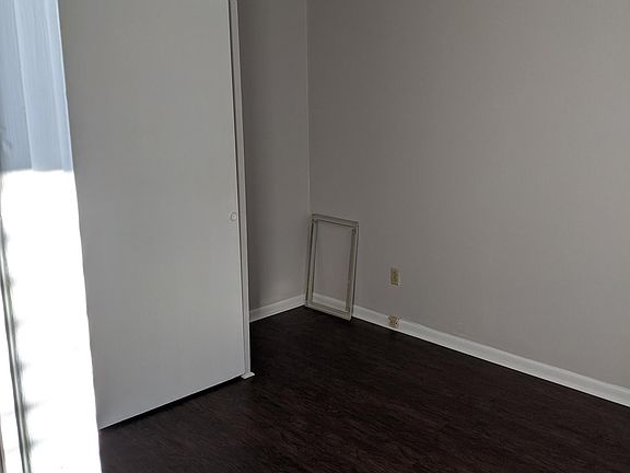 5th image of 1136 Highland St APT F