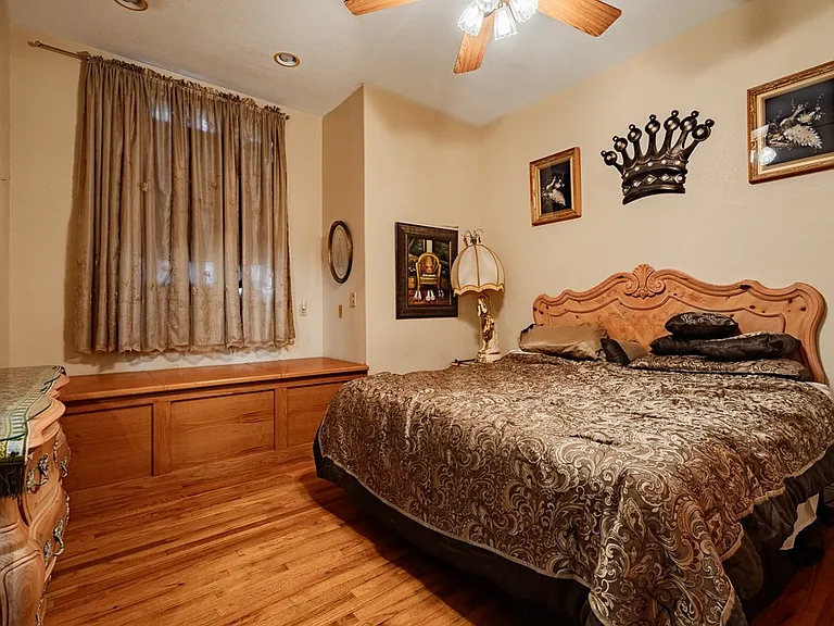 2201 Zacatecas Dr — Photo 29