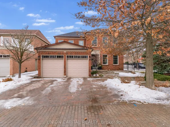 110 Regent St, Richmond Hill, ON L4C 9P4