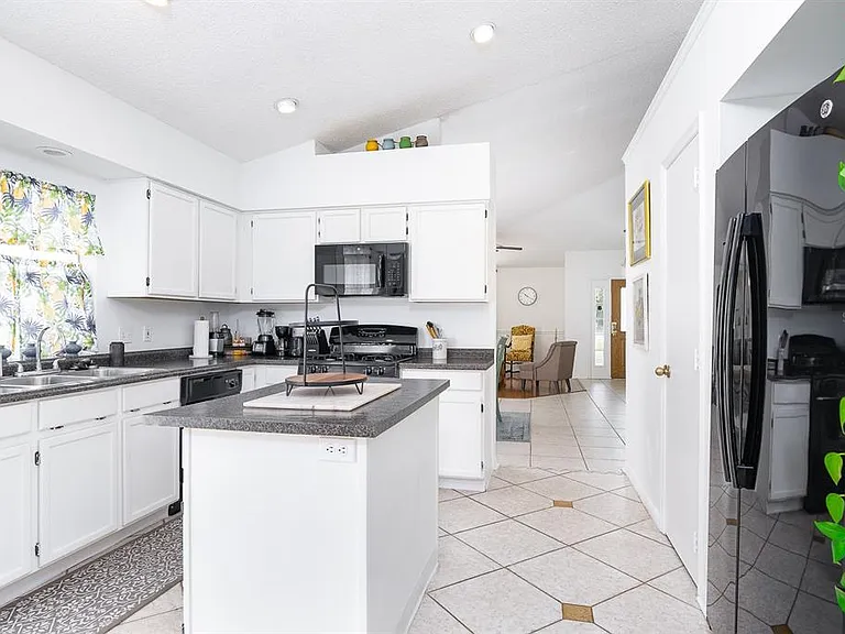 254 Oak Park Pl — Photo 15