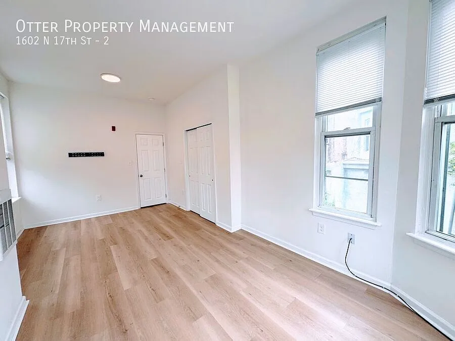 Bright 1BR Apartment Near Temple University Street Parking Available — Photo 4