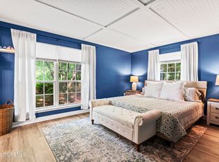 35 Beaumont Ct, Tinton Falls, NJ 07724