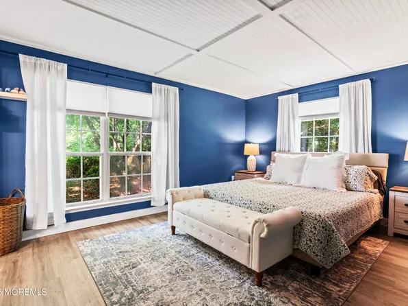 35 Beaumont Court, Tinton Falls, NJ 07724