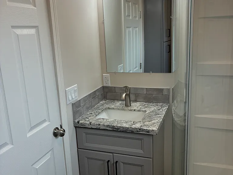 3263 Grande Vista Ave — Photo 6