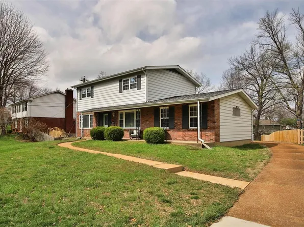 12045 Eddie And Park Rd, Saint Louis, MO 63126