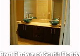 2nd image of 1011 Waterside Cir