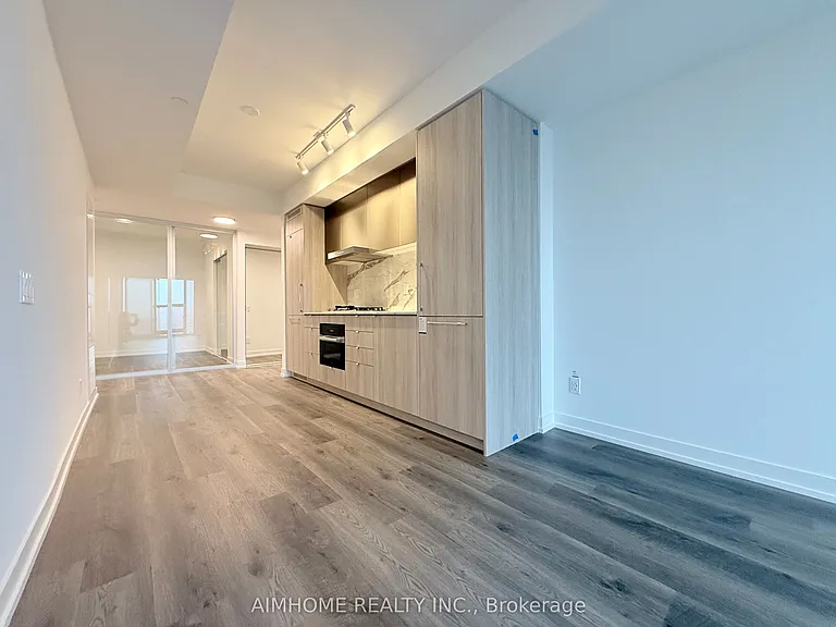 771 Yonge St #1606 — Photo 14