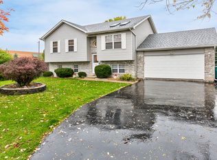 14 E Romeo Rd, Romeoville, IL 60446