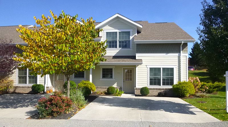 End Unit : Two Story Facing West with Patio facing East