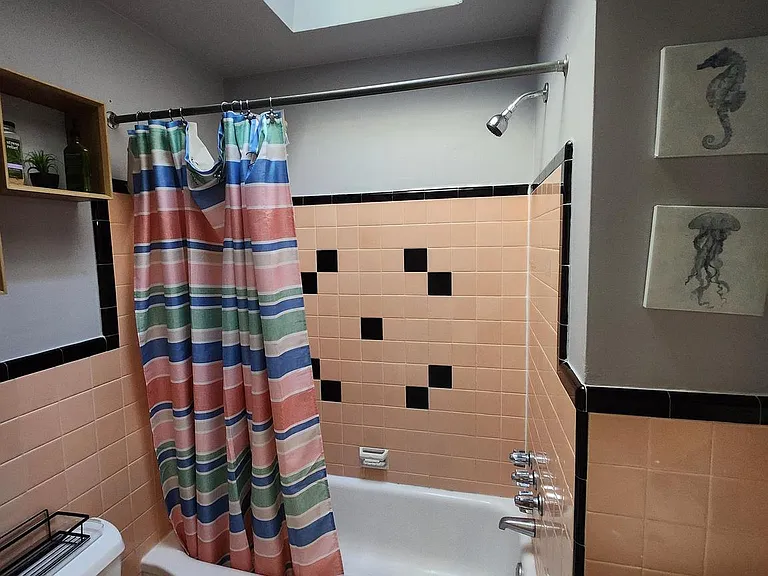 5819 Bustleton Ave — Photo 19