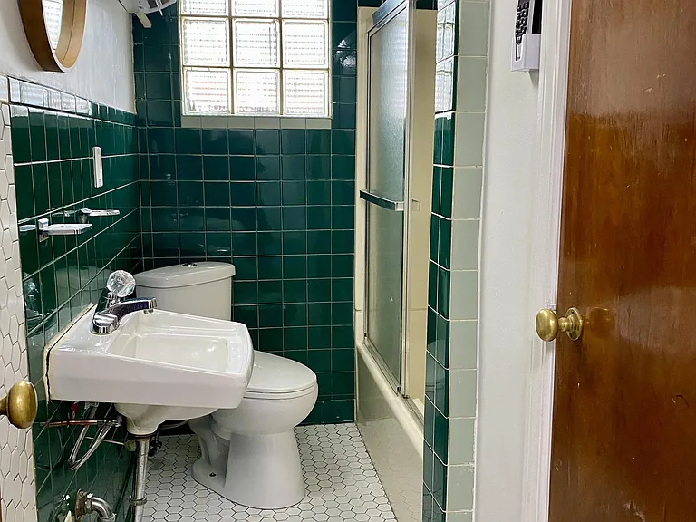 1113 W Hill St #1 — Photo 10