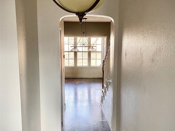 4th image of 9515 E 99th Pl