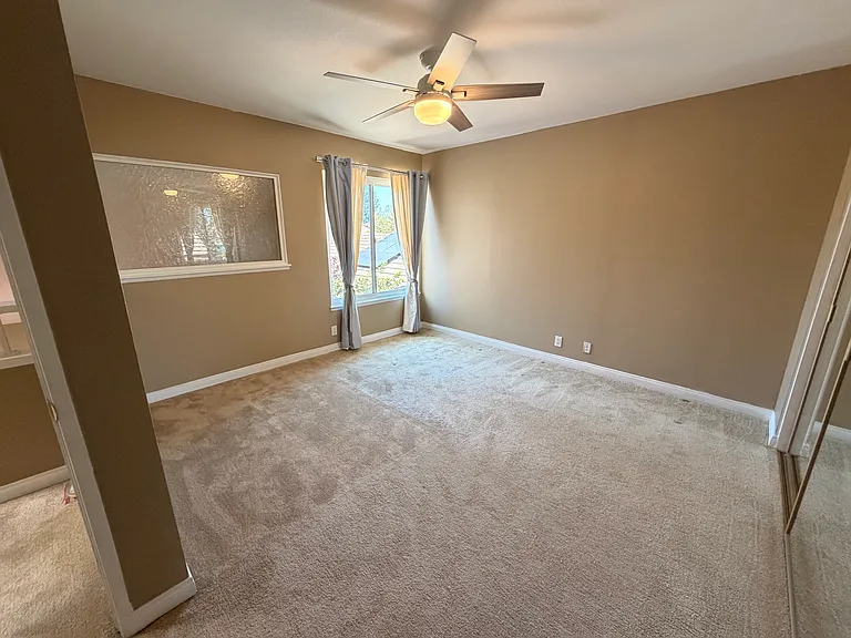 10 Orchard — Photo 14