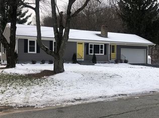66 Orchard Dr, Cumberland, RI 02864