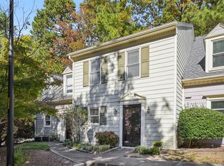 5530 Forest Oaks Dr, Raleigh, NC 27609