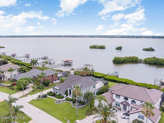 2nd image of 412 Lanternback Island Dr