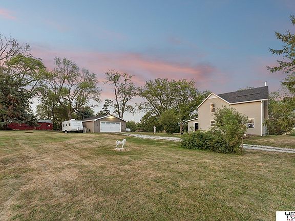 3rd image of 4618 McKelvie Rd