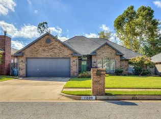 1220 Charlton Rd, Edmond, OK 73003