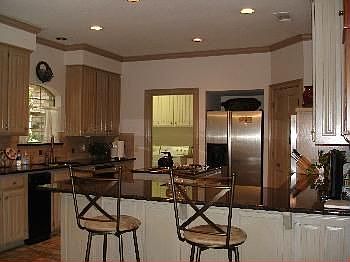 3rd image of 802 Turnberry Dr