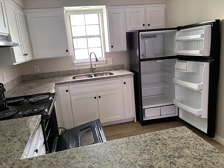 3001 E Price St #9 — Photo 15