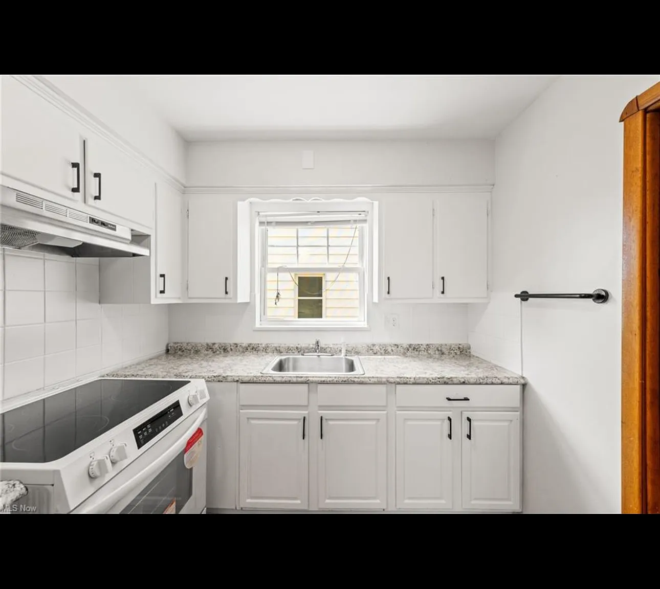 2 bed, 1050 sqft, $1,500 — Photo 4
