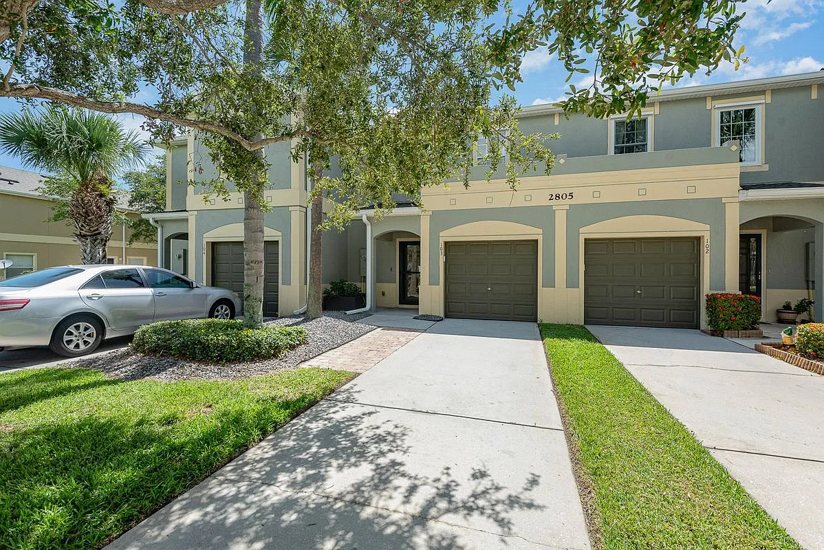 2 bed, 2.5 bath, 1508 sqft, $2,200 — Photo 3