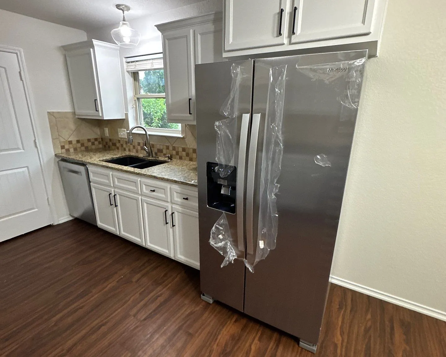 4 bed, 1727 sqft, $1,875 — Photo 3