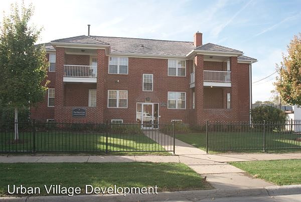 1st image of 814 S 38th St APT 1