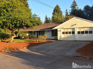 5670 SW Fernbrook Way, Lake Oswego, OR 97035