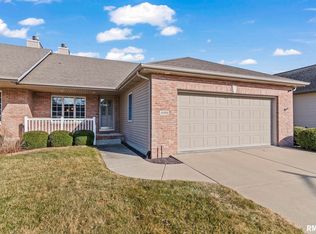 4406 Castle Pines Dr, Springfield, IL 62711