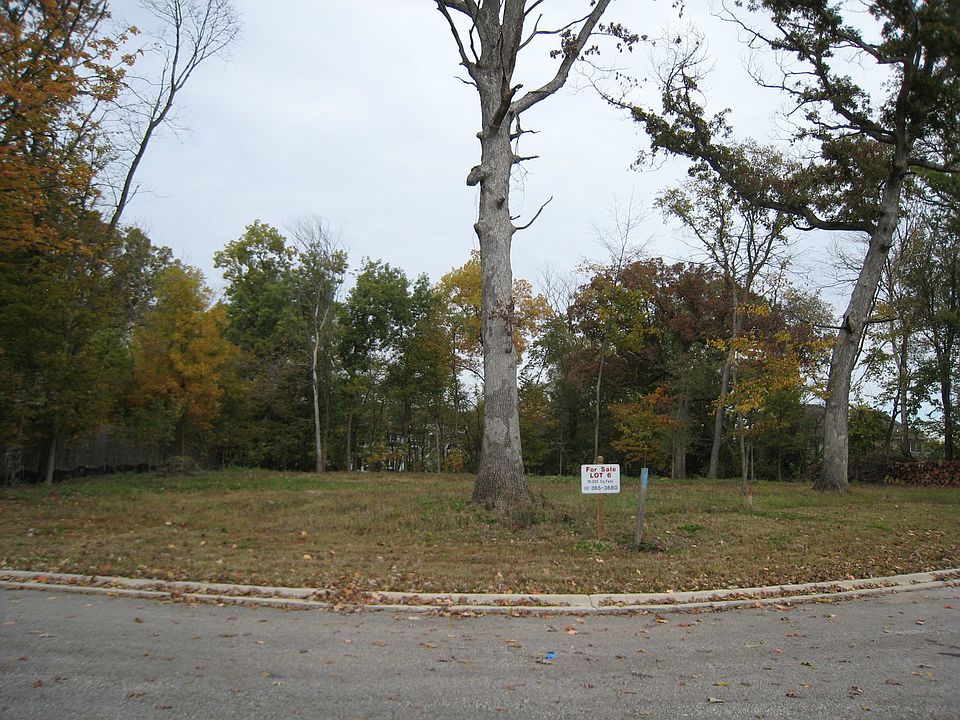 2nd image of 812 Hoyden Ct