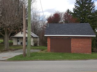 1352 Bakers Ridge Rd, Morgantown, WV 26505