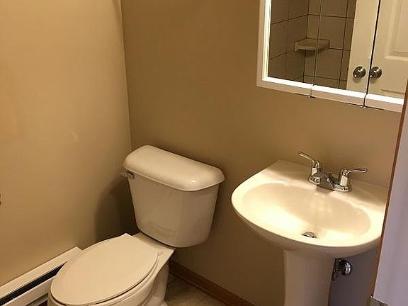3rd image of 14001 Leonard Dr #2S