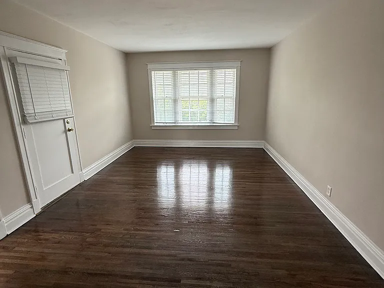 737 Heman Ave #3F — Photo 13
