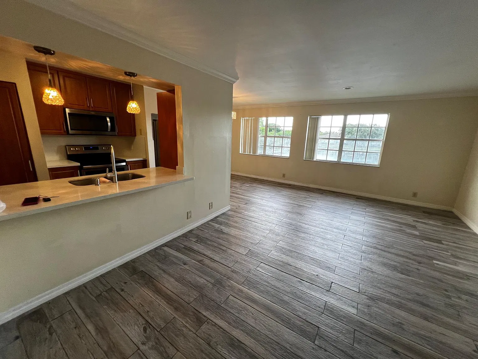 1 bed, 720 sqft, $1,850 — Photo 4