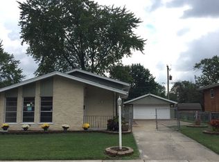 16445 Blair Ln, Oak Forest, IL