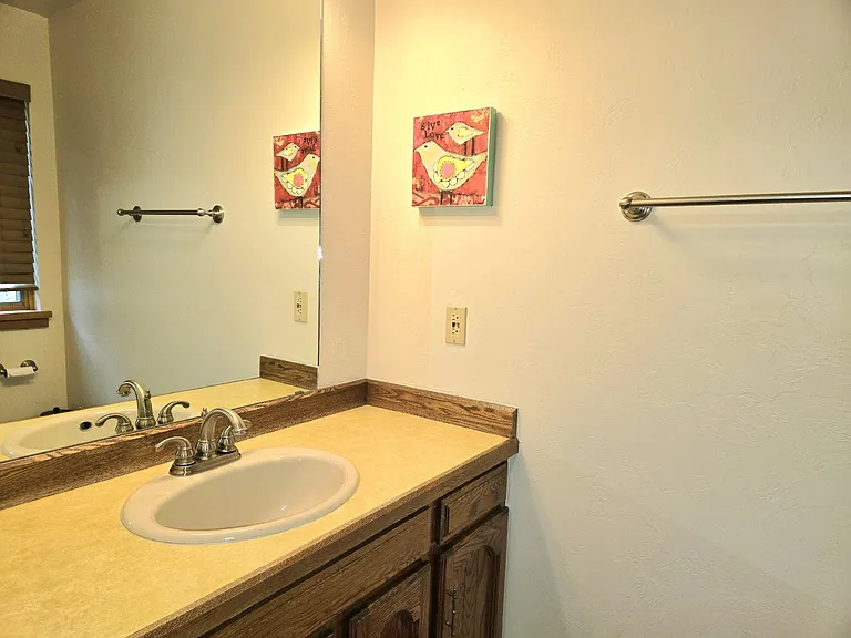 111 Spar Ln — Photo 17