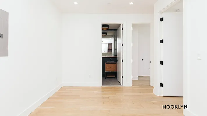 Rented by Nooklyn NYC LLC | media 36
