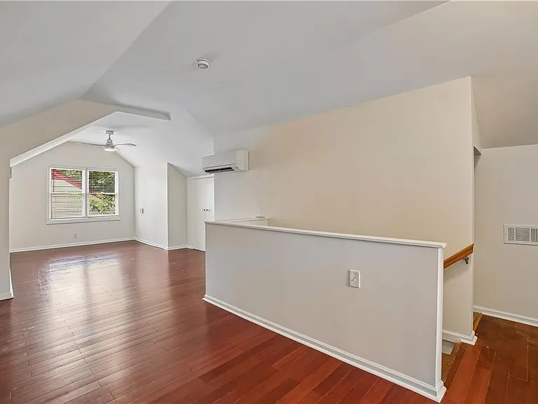 1649 Beecher St SW — Photo 26